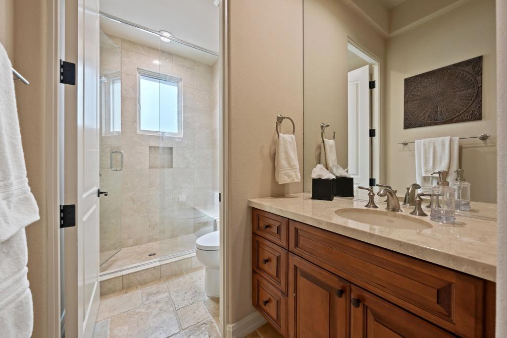 58460 Aracena Property Photo 26