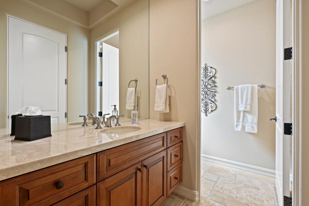 58460 Aracena Property Photo 28