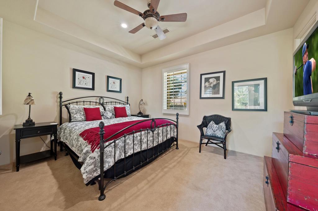 58460 Aracena Property Photo 34