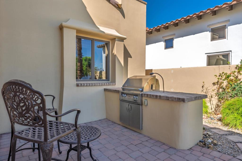 58460 Aracena Property Photo 40