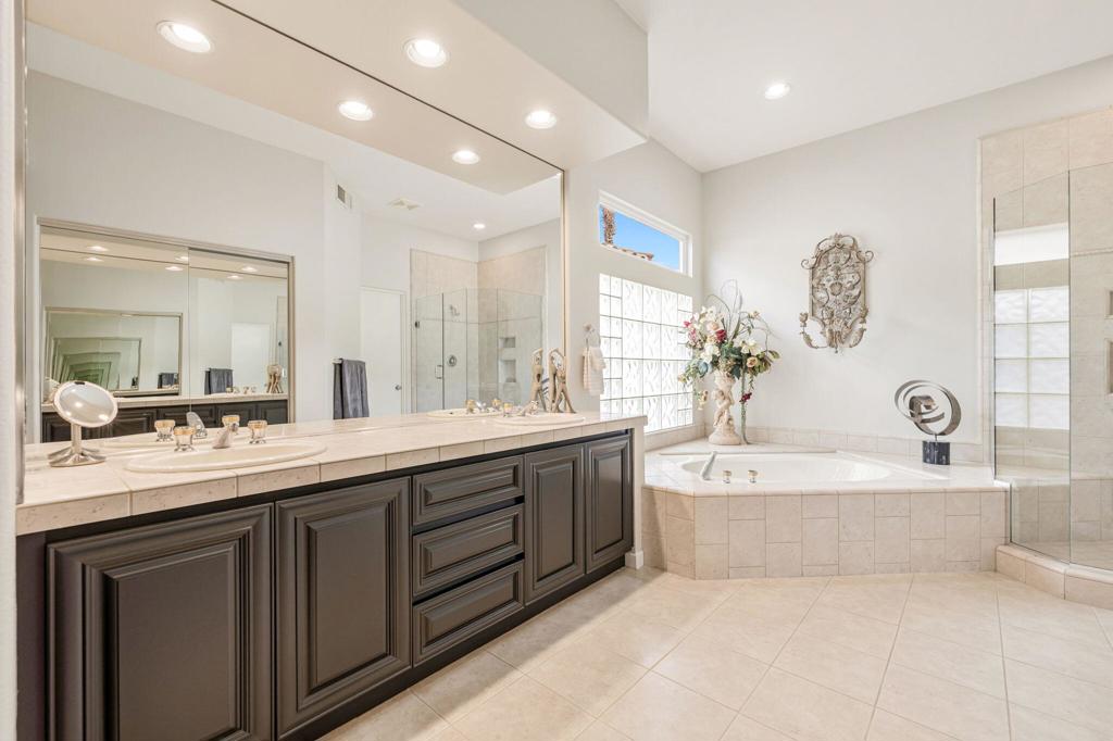 727 Arrowhead Drive Property Photo 39