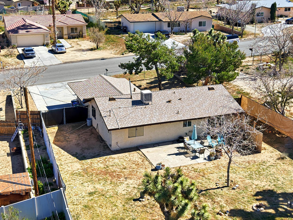7526 Apache Trail Property Photo 29