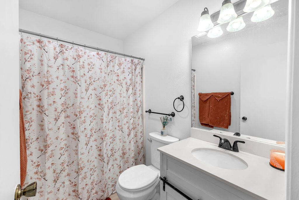 31200 Landau Boulevard 408 Property Photo 8