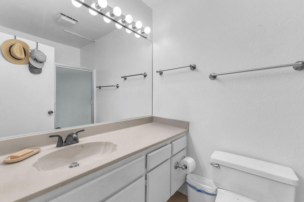 31200 Landau Boulevard 408 Property Photo 11