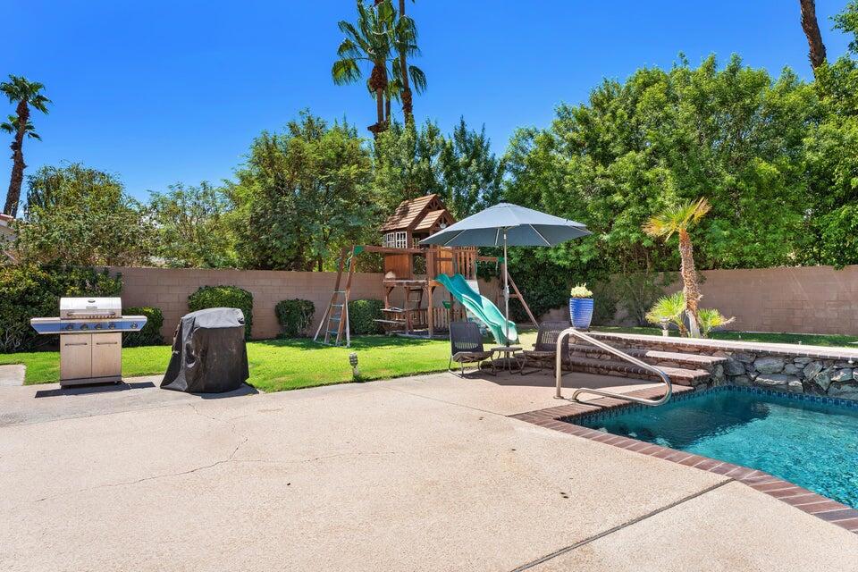 39369 Regency Way Property Photo 7