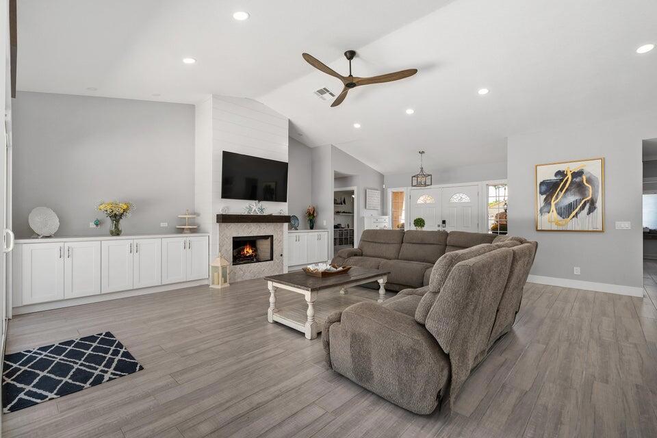39369 Regency Way Property Photo 32