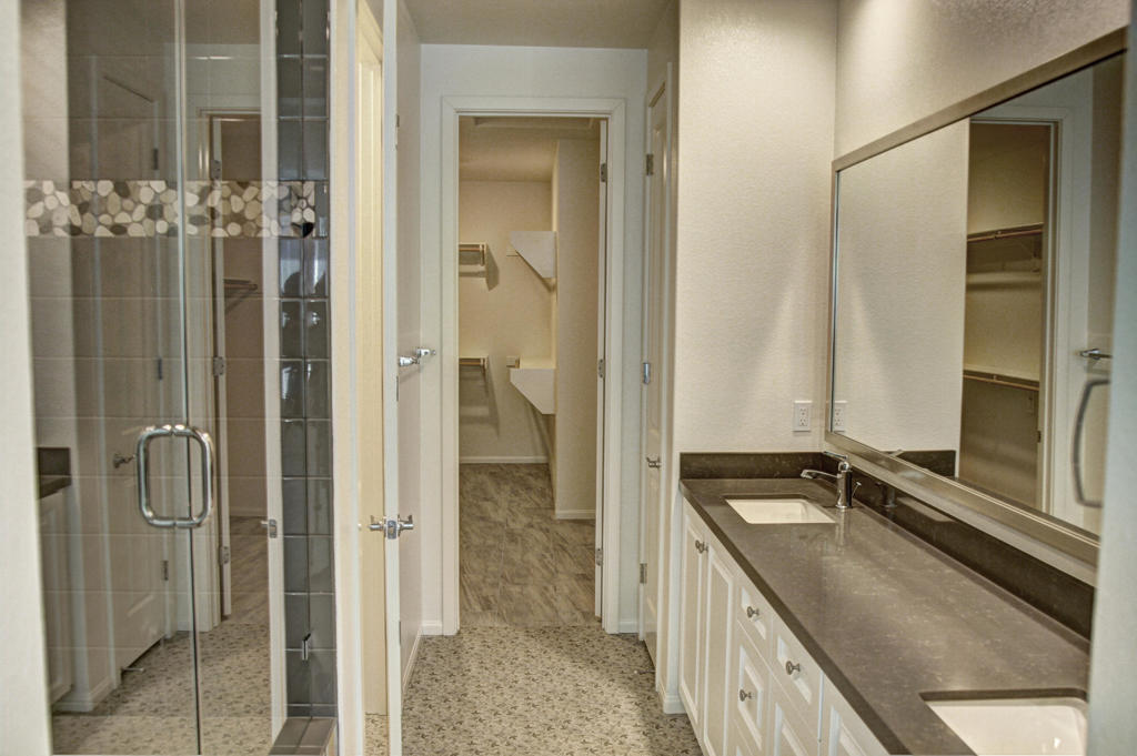 51660 Whiptail Drive Property Photo 10
