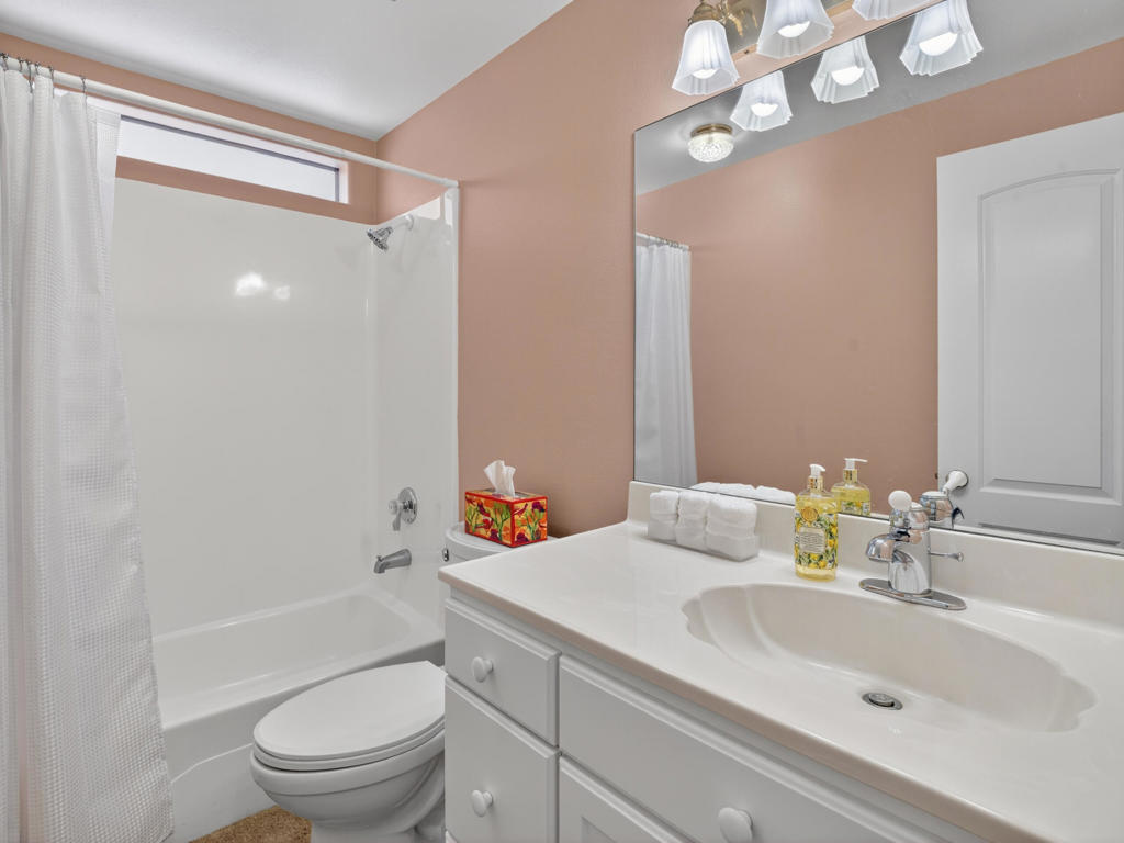 74448 Nevada Circle E Property Photo 9