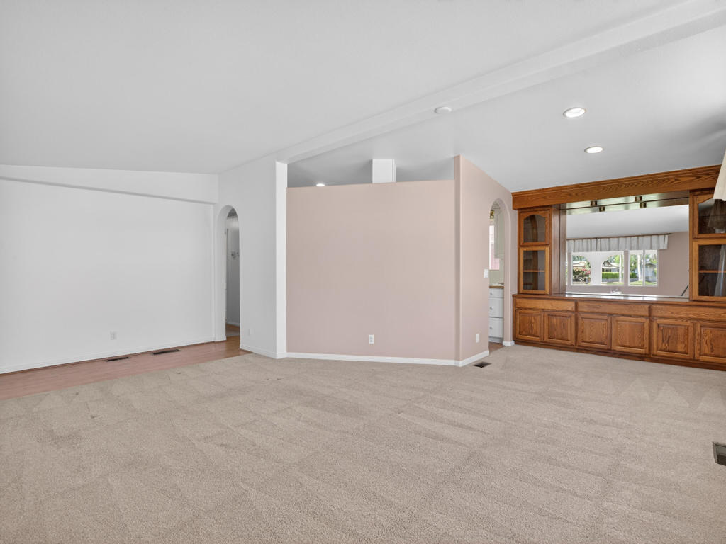 74448 Nevada Circle E Property Photo 12