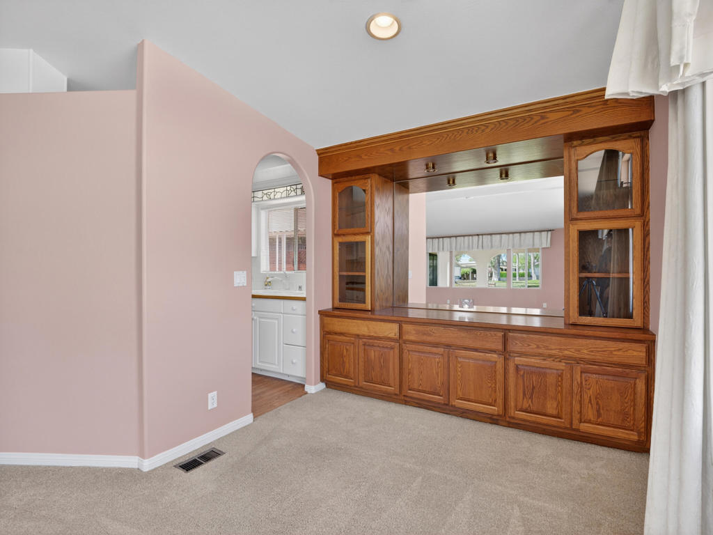 74448 Nevada Circle E Property Photo 14