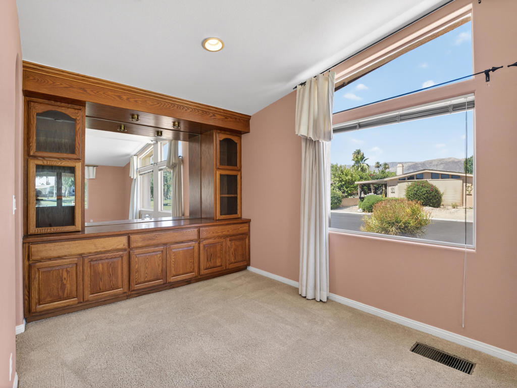 74448 Nevada Circle E Property Photo 15