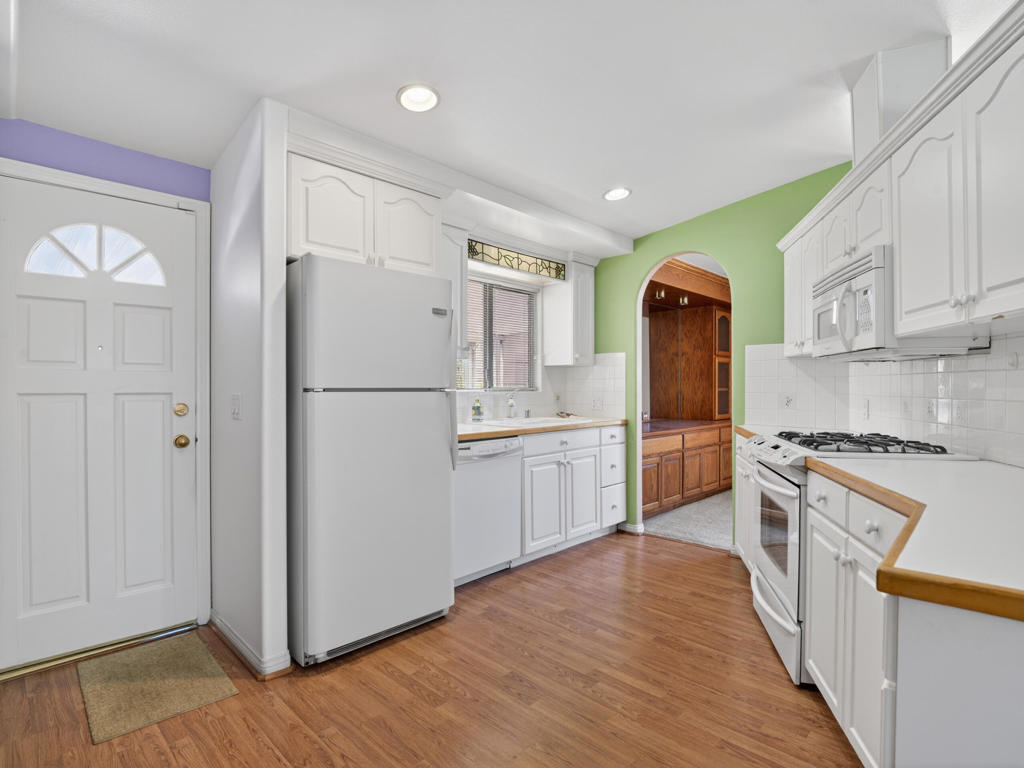 74448 Nevada Circle E Property Photo 16