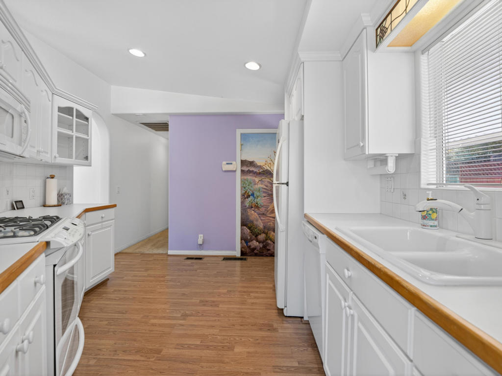74448 Nevada Circle E Property Photo 18