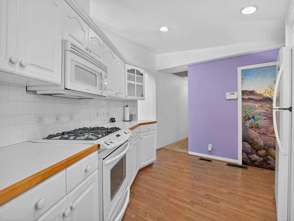 74448 Nevada Circle E Property Photo 20