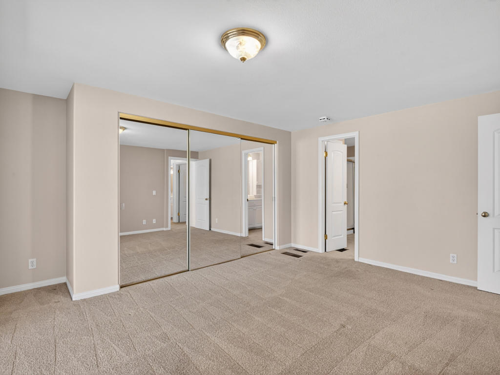 74448 Nevada Circle E Property Photo 27