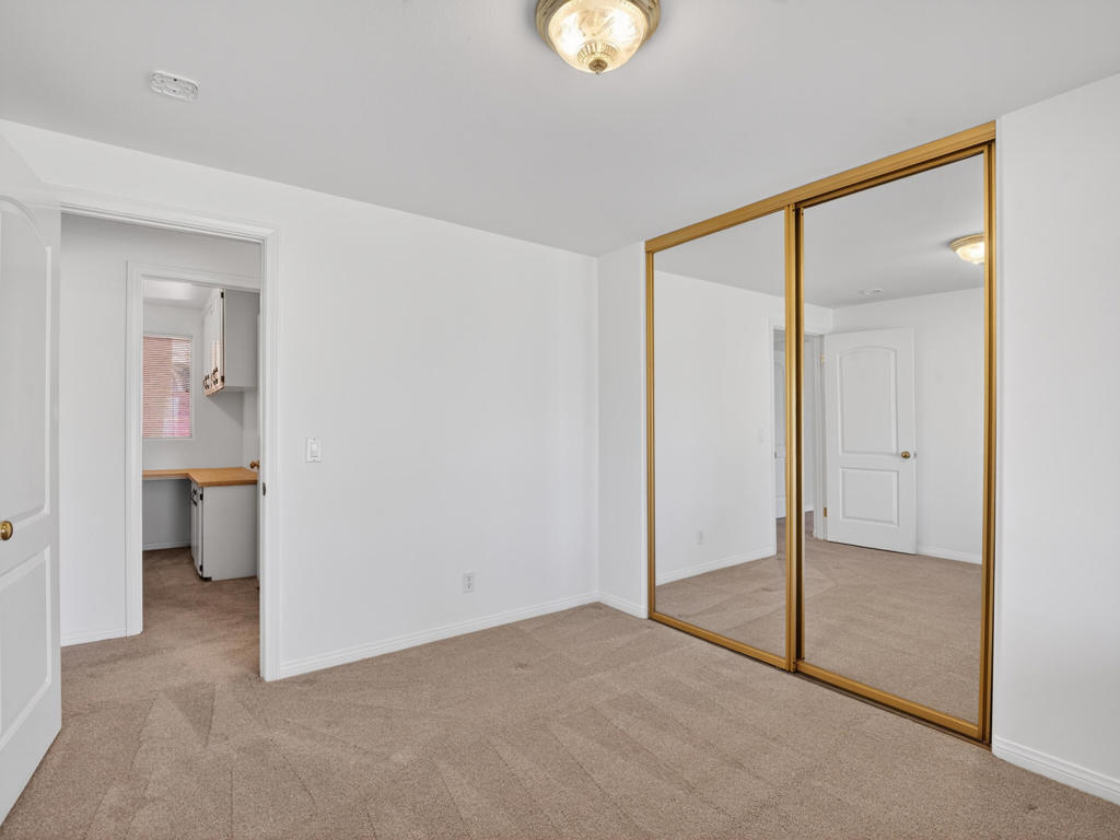 74448 Nevada Circle E Property Photo 32