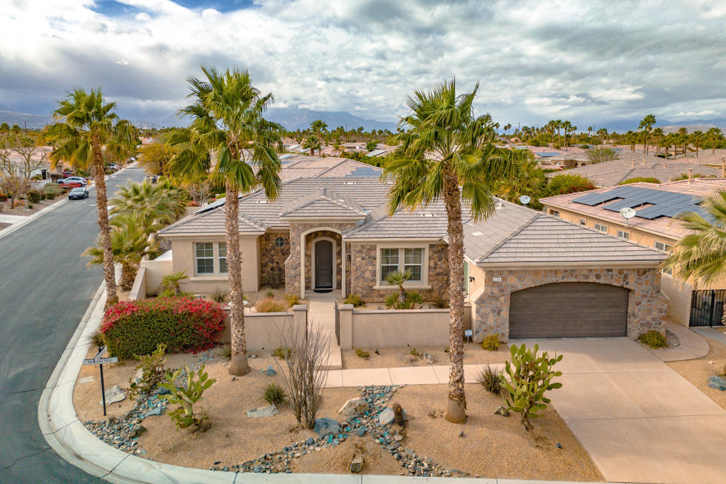 153 Merano Way Property Photo 1