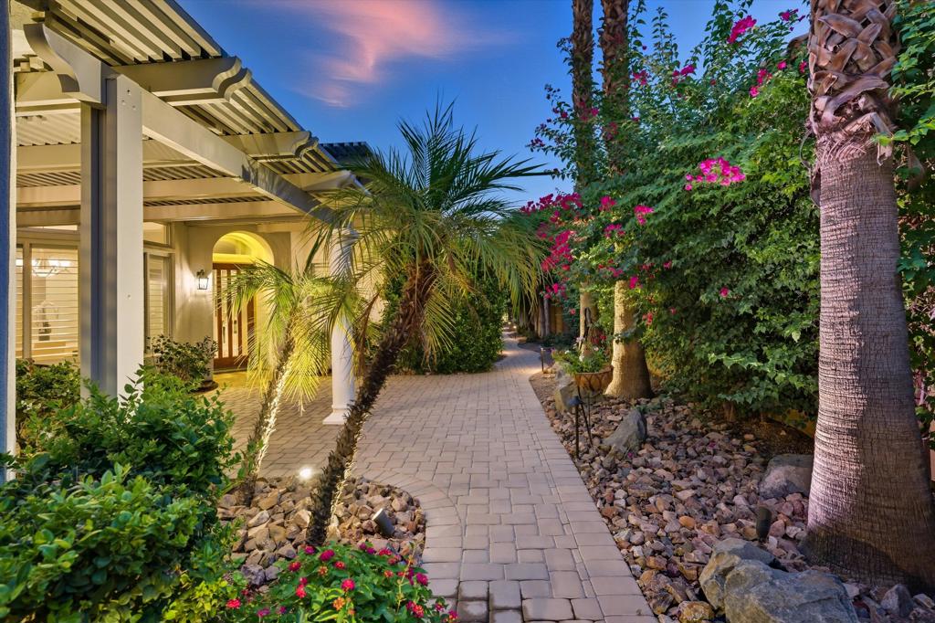 80350 Via Castellana Property Photo 6