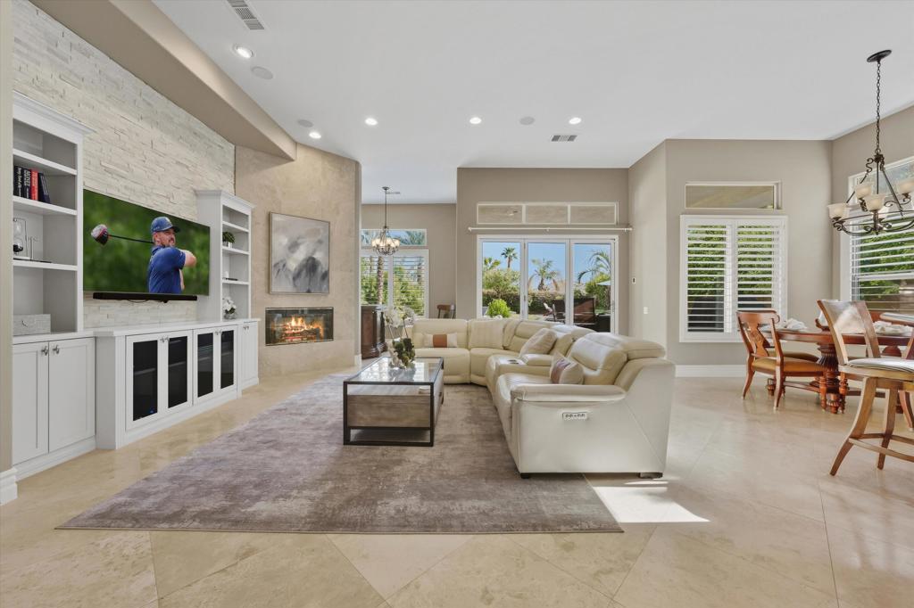 80350 Via Castellana Property Photo 9