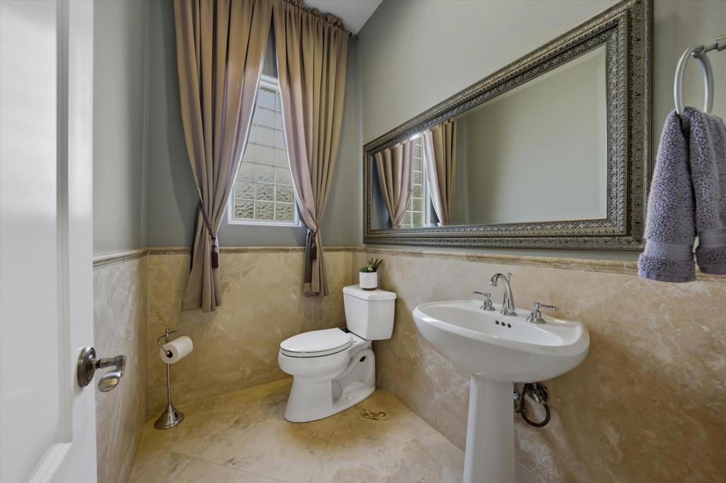80350 Via Castellana Property Photo 28