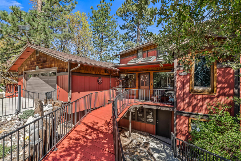 54062 Linger Lane Property Photo 1