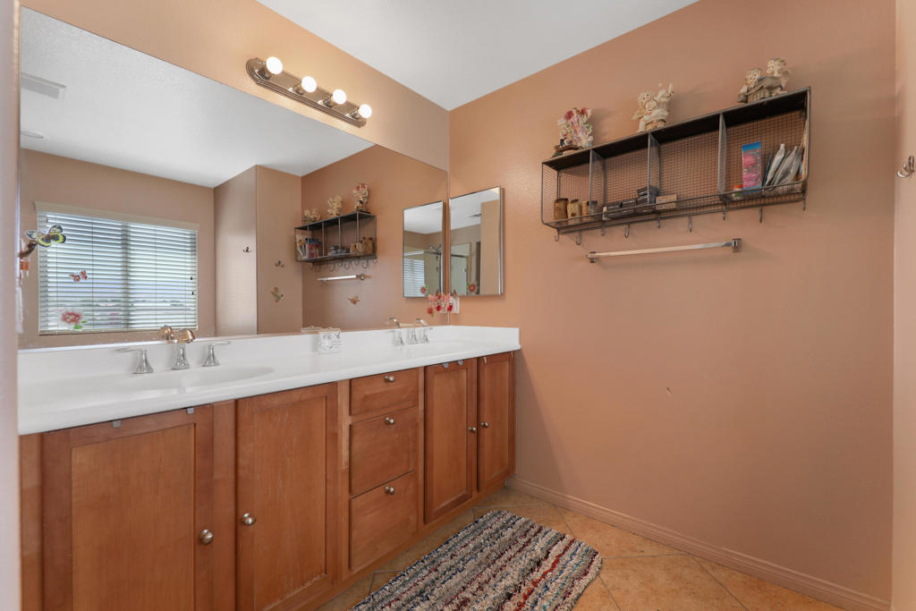 49871 Calle El Sol Property Photo 25