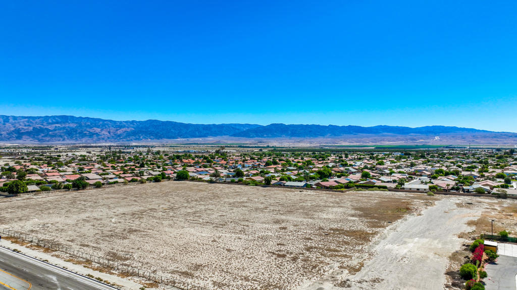 49871 Calle El Sol Property Photo 40
