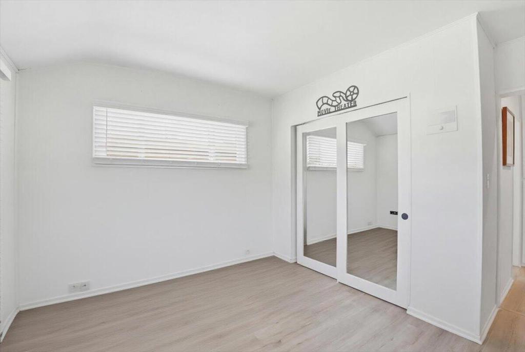 7737 Bellaire Avenue Property Photo 32