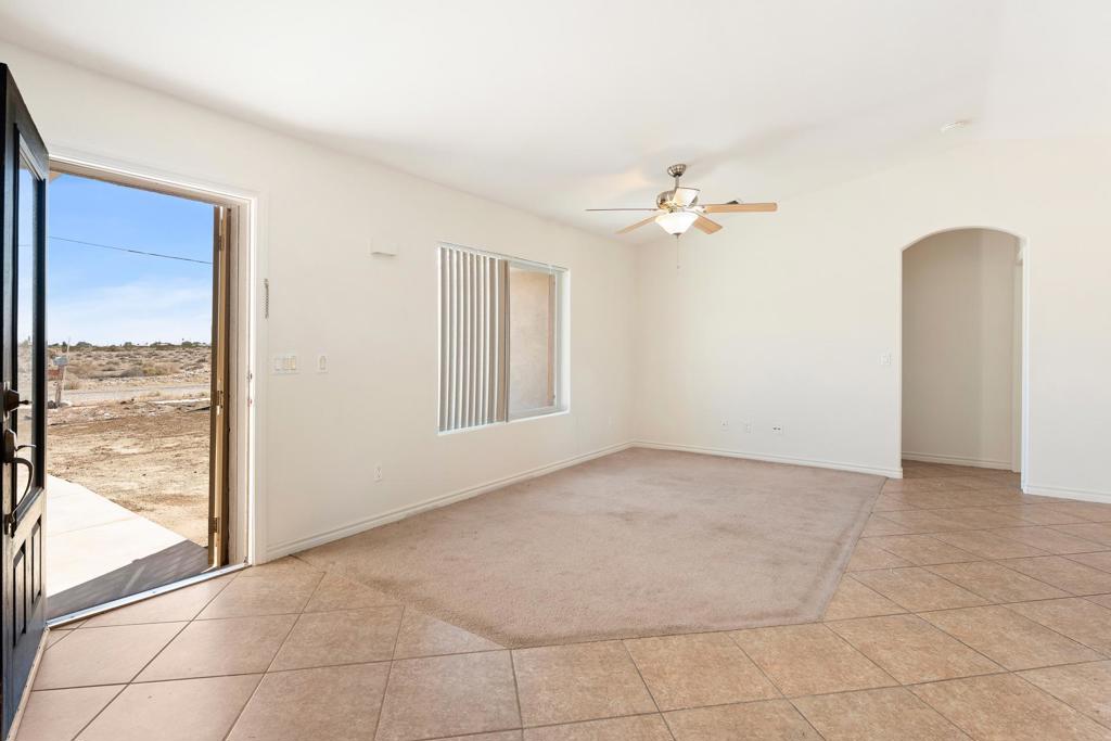 2469 Shore Life Avenue Property Photo 4