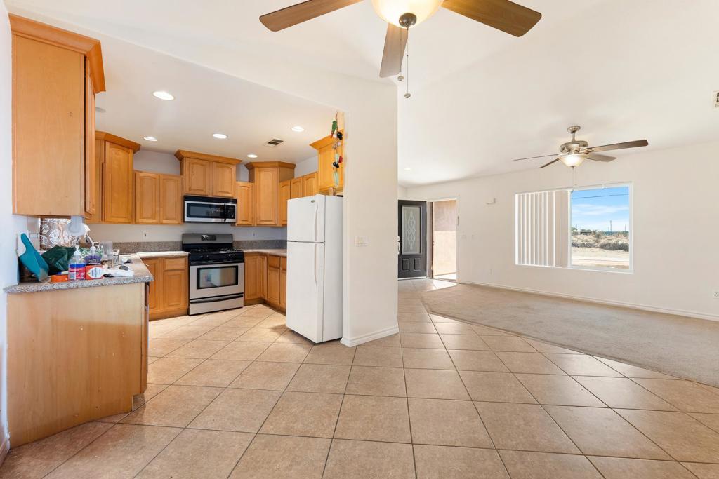 2469 Shore Life Avenue Property Photo 7