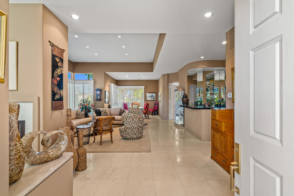 44824 Doral Drive Property Photo 8