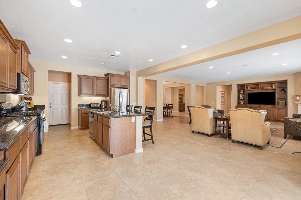 73757 Picasso Drive Property Photo 27