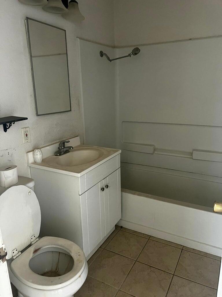 440 S 4th Street Property Photo 8