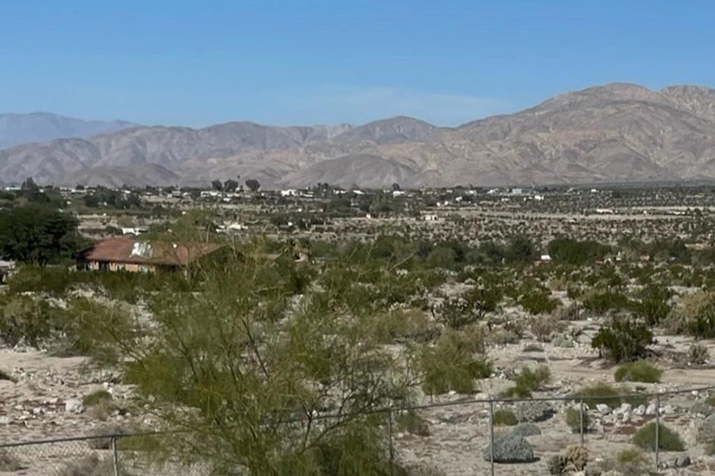 28981 Desert Charm Road Property Photo 4