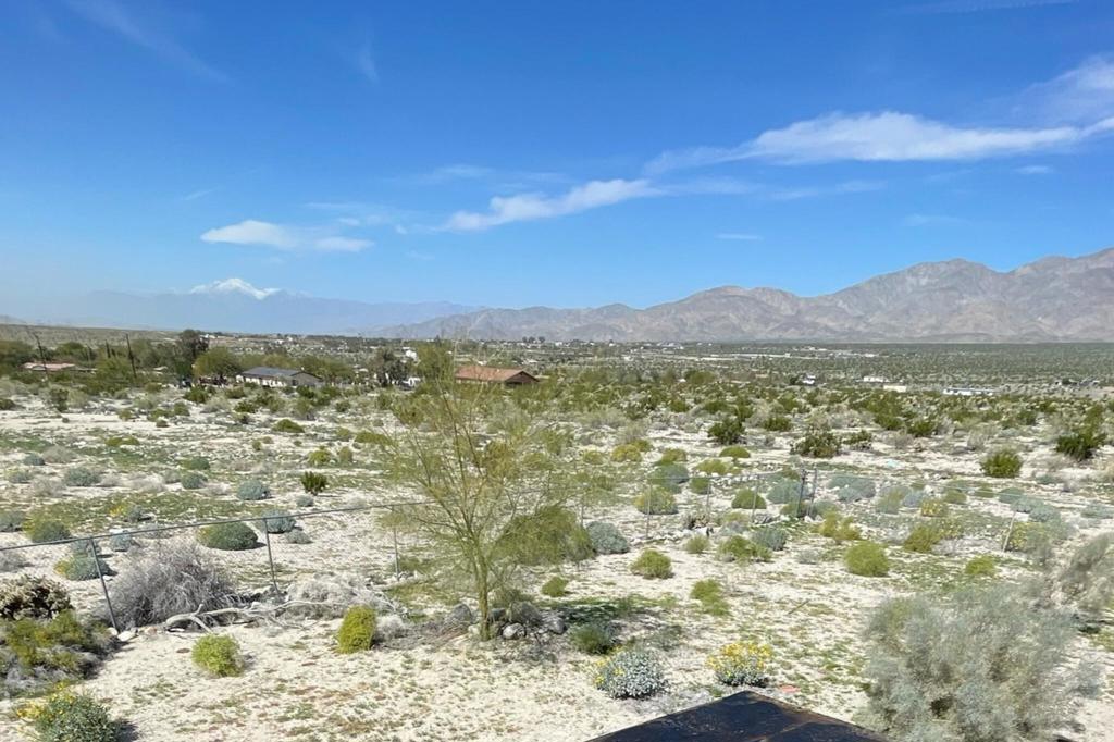 28981 Desert Charm Road Property Photo 6