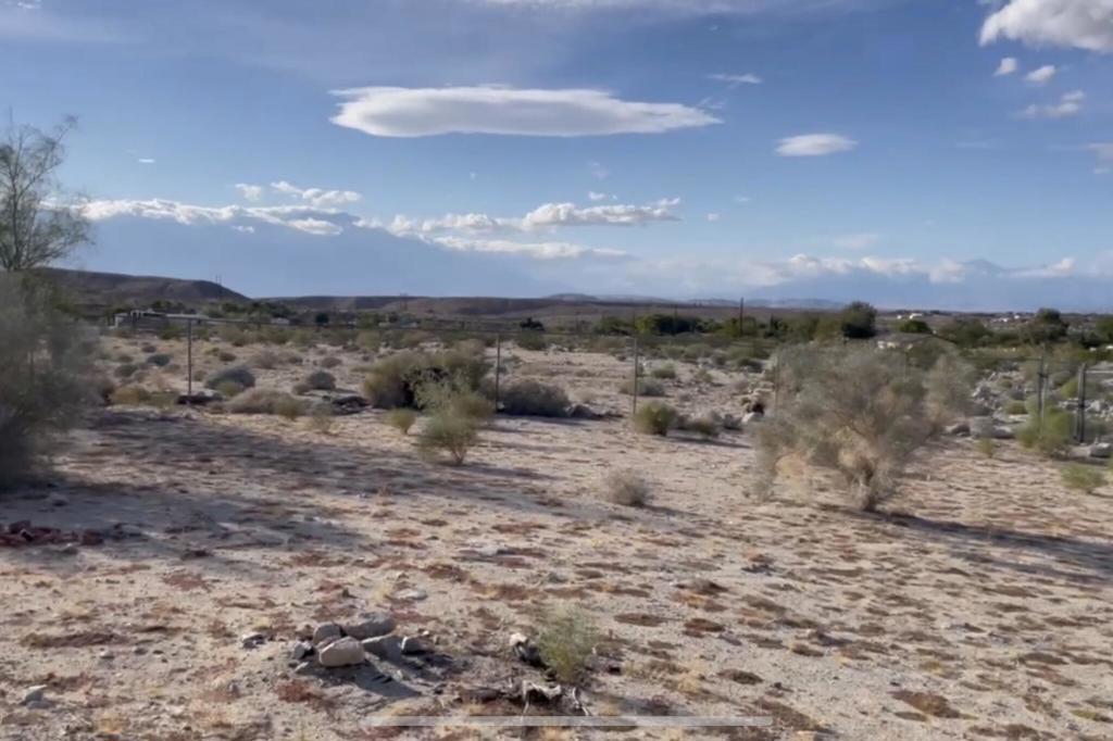 28981 Desert Charm Road Property Photo 9