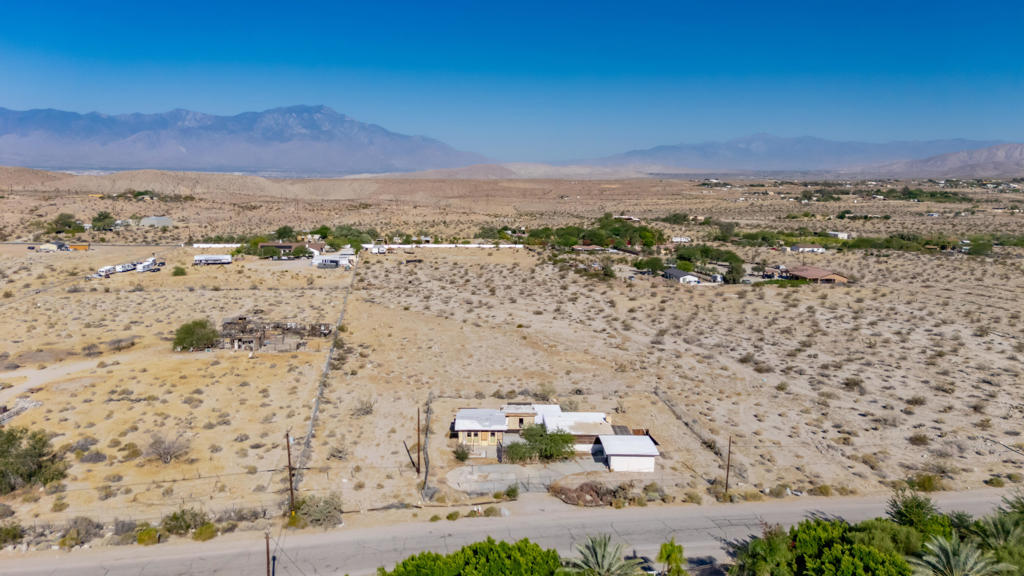 28981 Desert Charm Road Property Photo 18