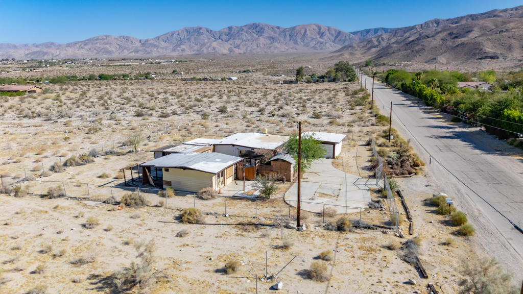 28981 Desert Charm Road Property Photo 27