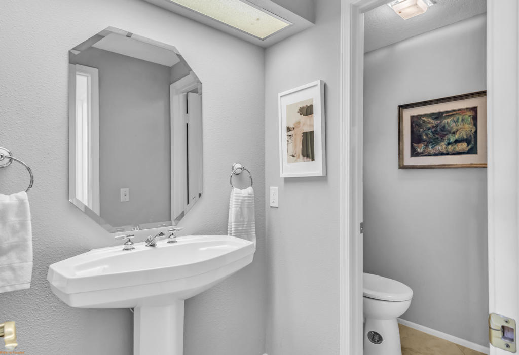 402 Cypress Point Drive Property Photo 17