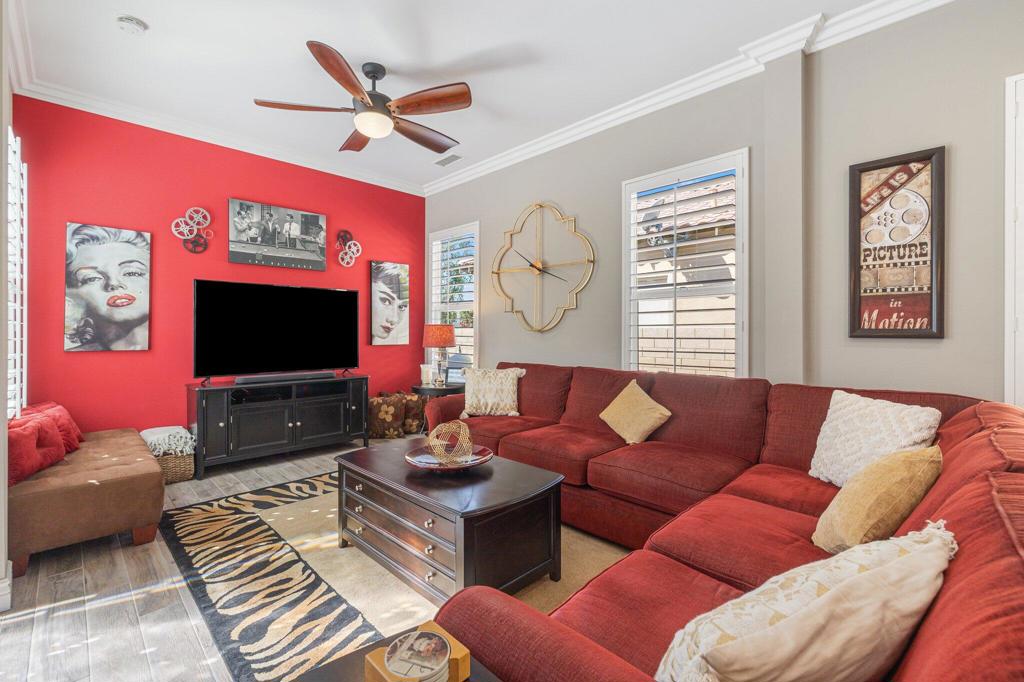 4 Lake Como Court Property Photo 12