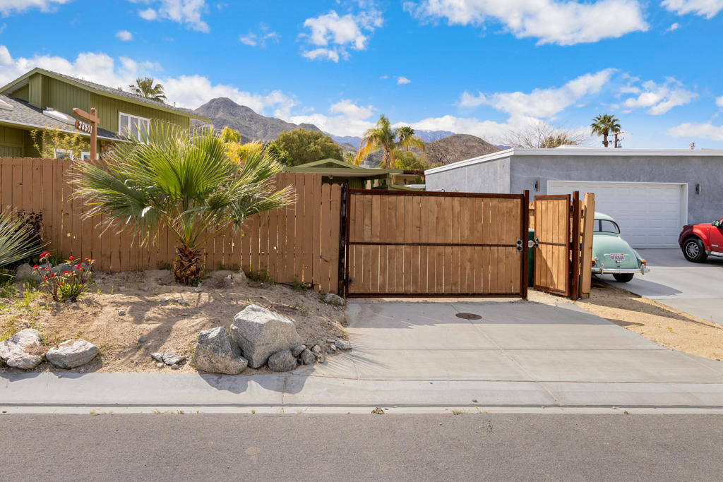 38501 Bel Air Drive Property Photo 1