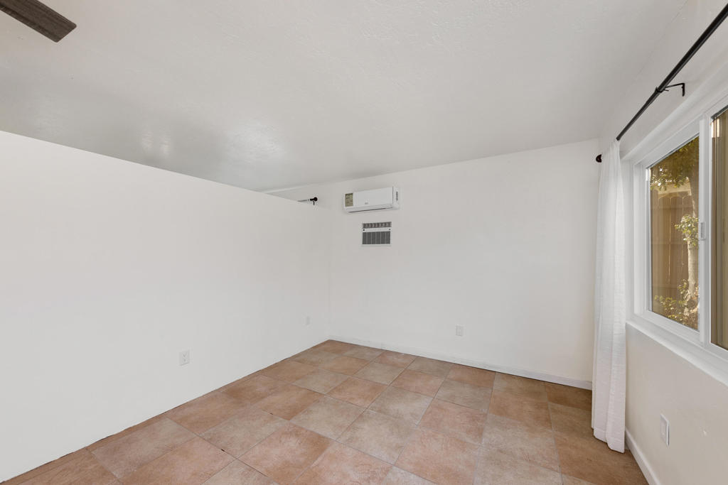 38501 Bel Air Drive Property Photo 4