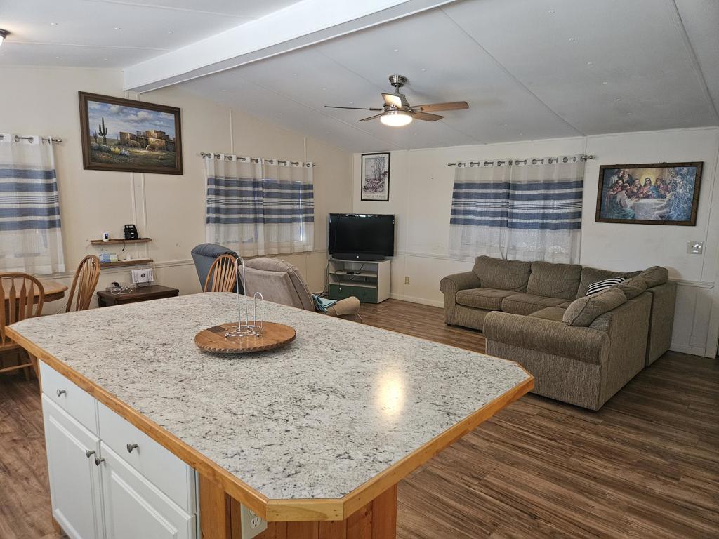 2872 Crystal Lake Avenue Property Photo 13