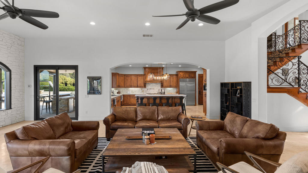 33120 Vino Way Property Photo 12