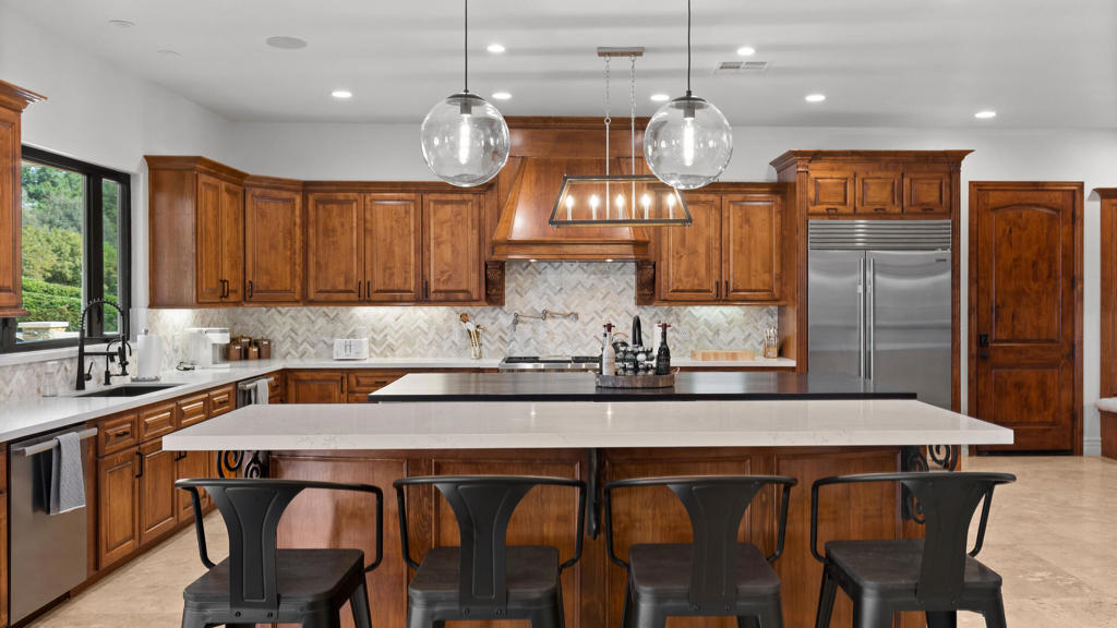 33120 Vino Way Property Photo 16