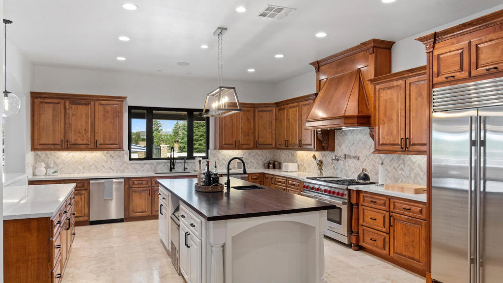 33120 Vino Way Property Photo 17