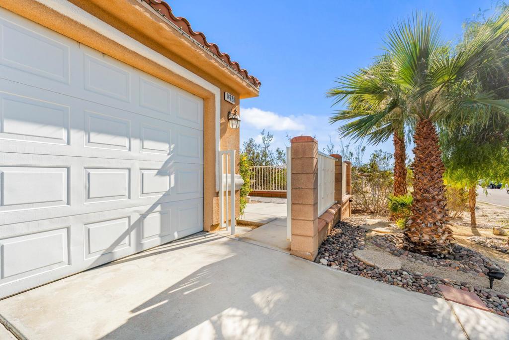 16228 Avenida Merced Property Photo 6