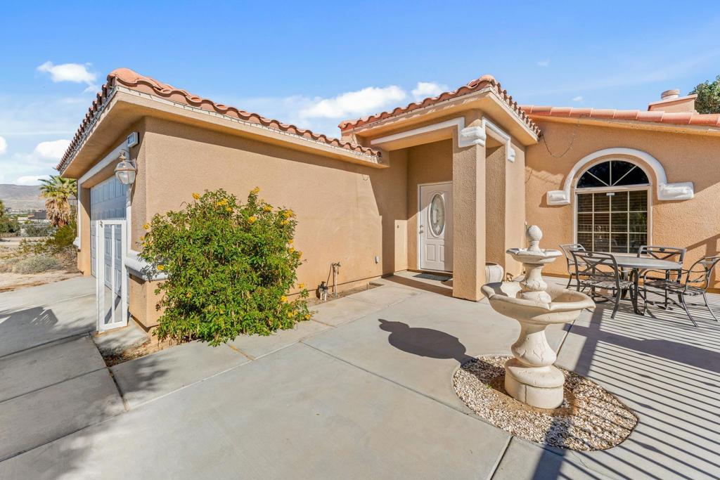 16228 Avenida Merced Property Photo 7