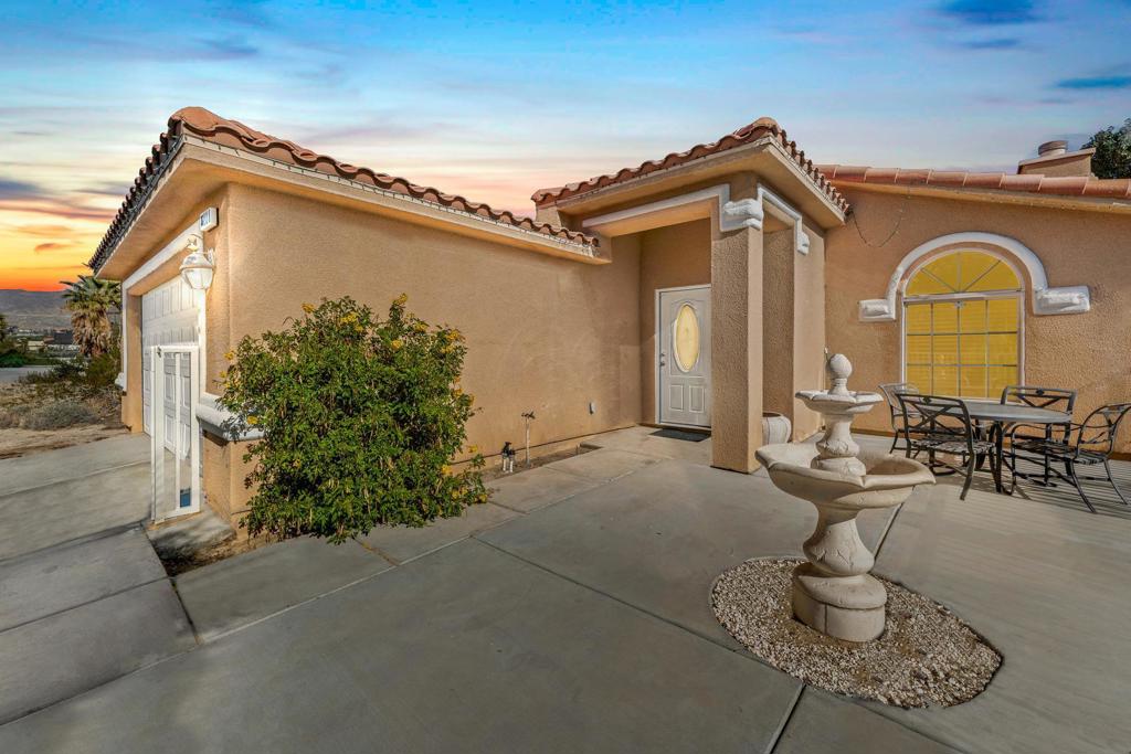 16228 Avenida Merced Property Photo 8