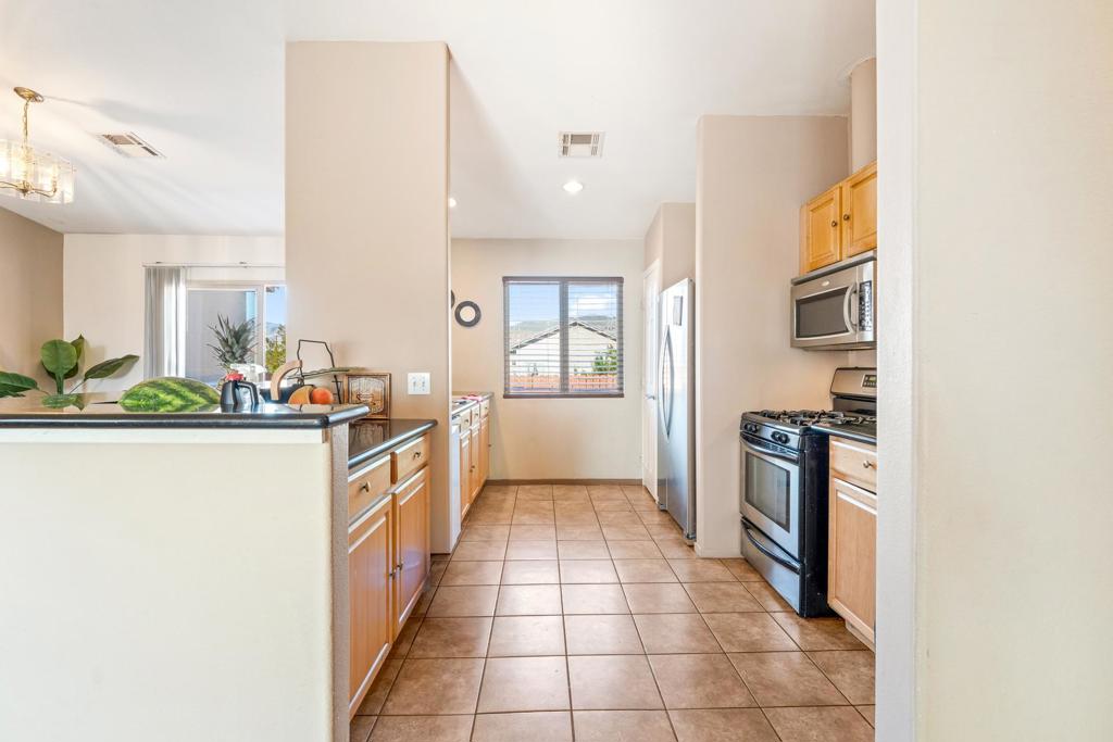16228 Avenida Merced Property Photo 11
